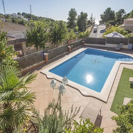 R55 Casa Rubi Villa