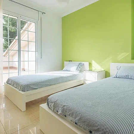 R55 Casa Rubi Villa