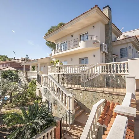 R55 Casa Rubi *